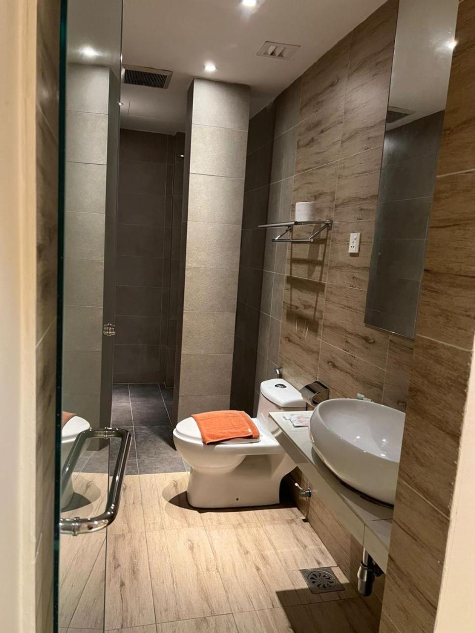 Kyoto Boutique Hotel Джохор-Бару Экстерьер фото